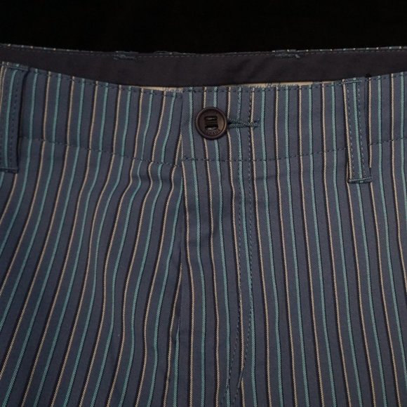 TOMMY BAHAMA - Picture 2 of 8